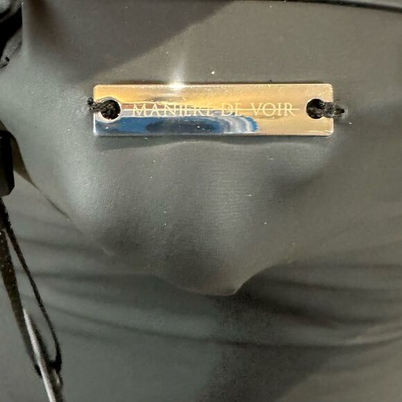 Maniere de Voir sleek & sexy contour black leather contrast bodysuit size 2 NWT - Picture 4 of 8